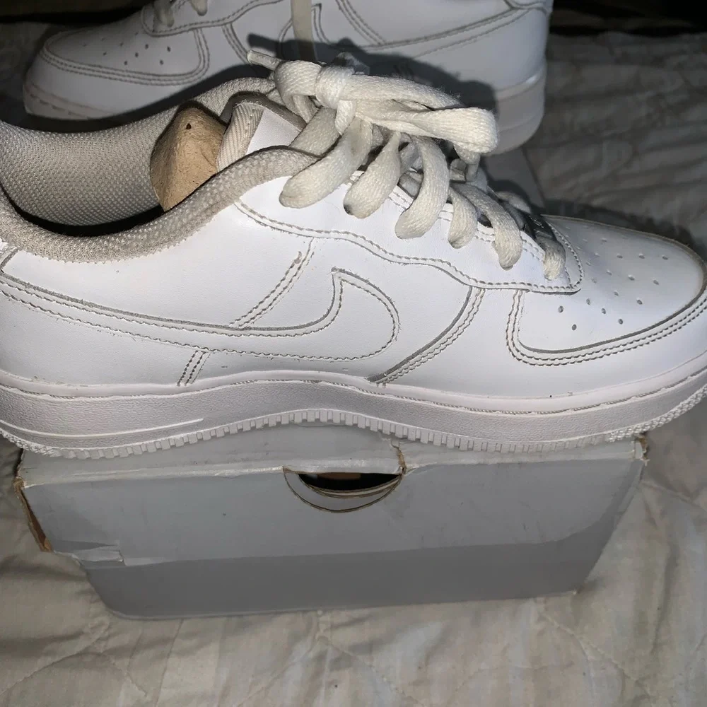 Air Force 1s - Picture 4 of 7